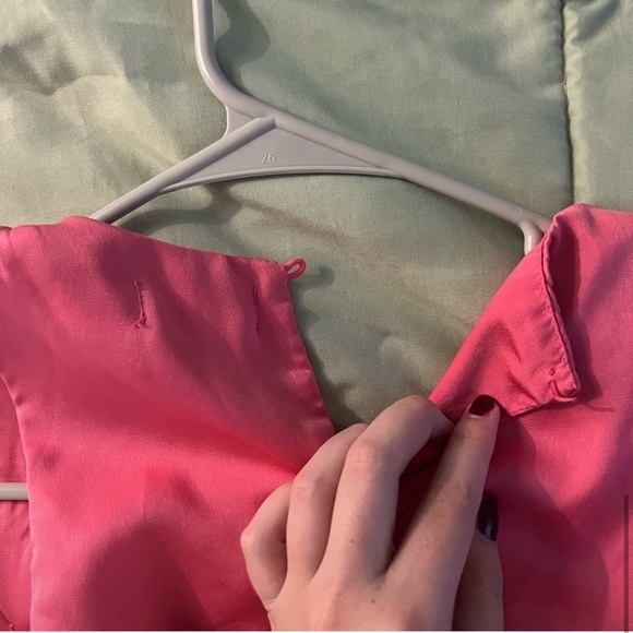 Bundle Of 3 Trendy Tops Embroidered Satin Lettuce Buttons Size S/M Boutique - Picture 4 of 9